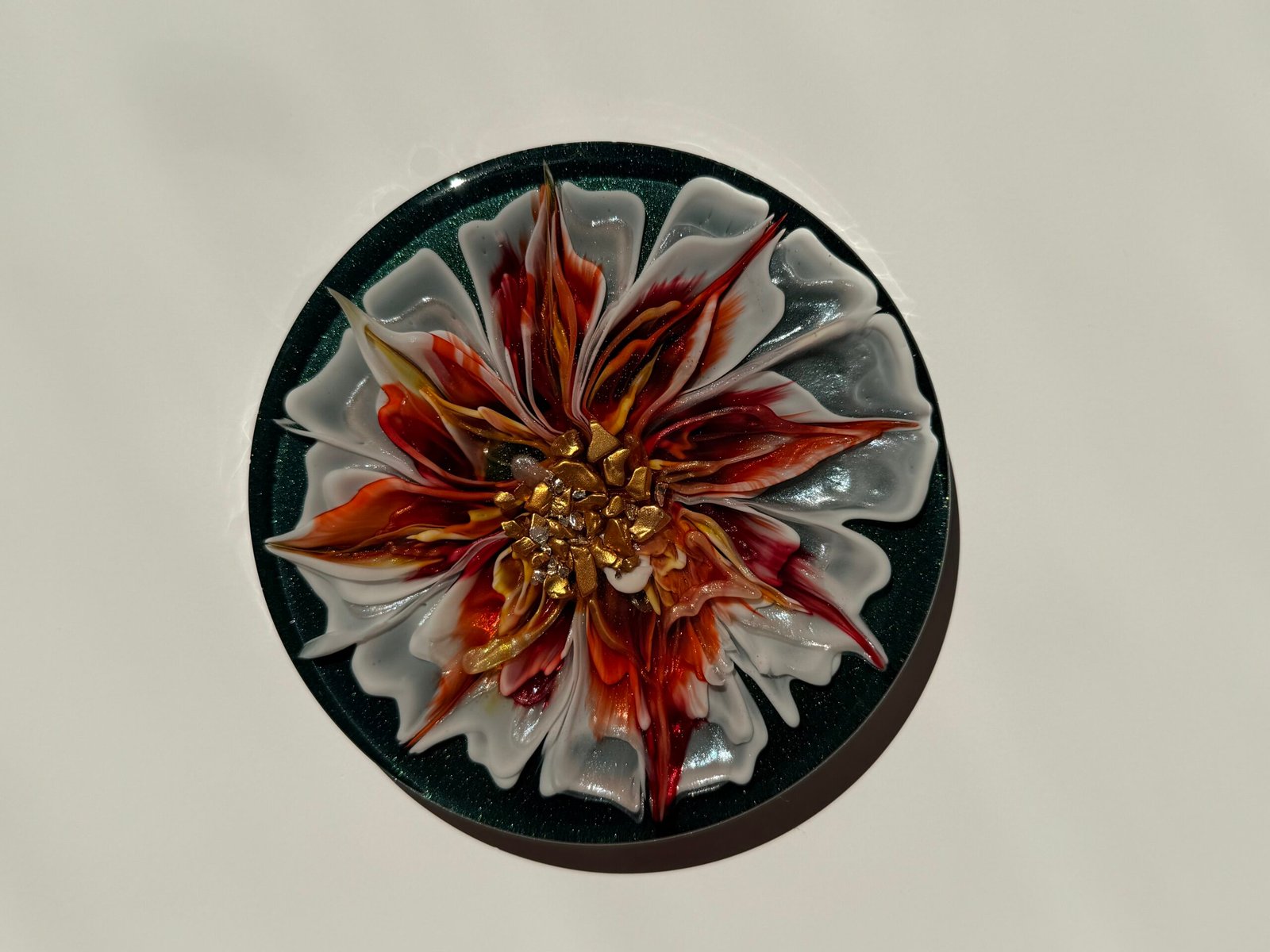 Crimson Dahlia Handgemaakte Epoxy Onderzetters Set van 4 - Afbeelding 7